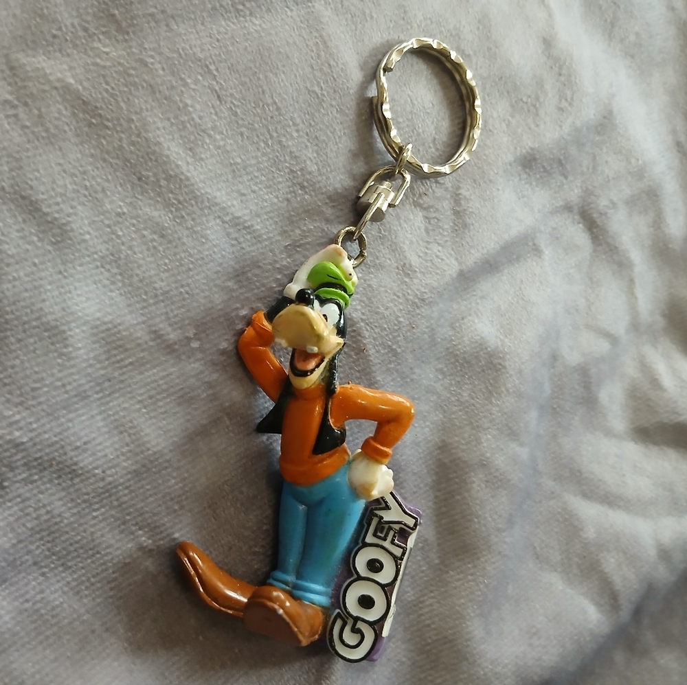 Vintage Disney Goofy PVC Keychain Figure Collectible Orange Blue Purple
